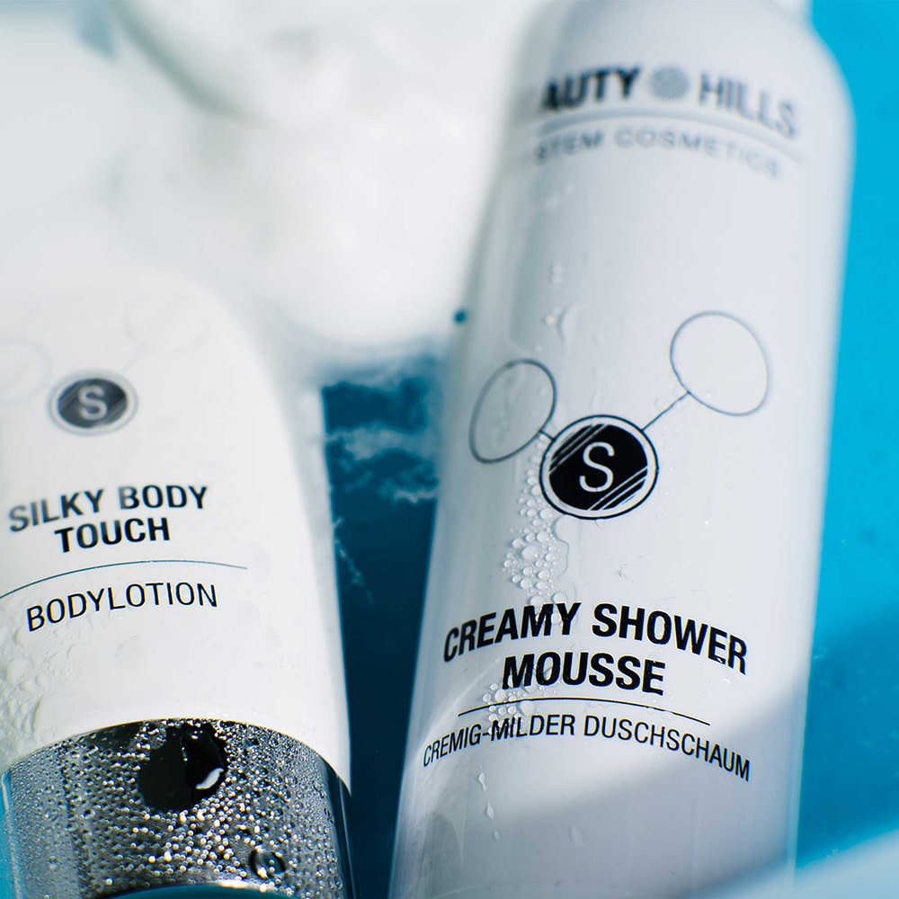 Creamy Shower Mousse steht in der Dusche